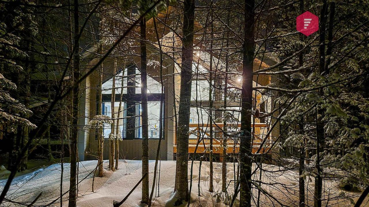 Le Bleu Bourgeois De Portneuf - Natural Elegance - Hot Tub, Sauna And Pool Pont-Rouge エクステリア 写真
