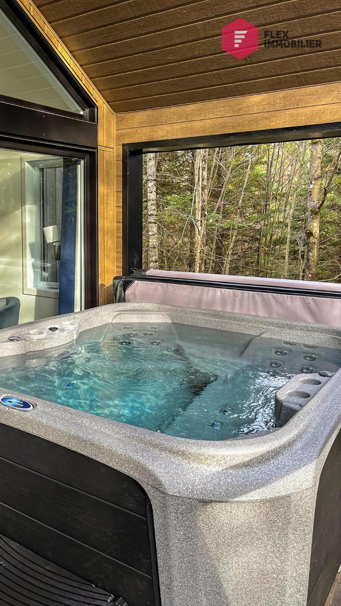 Le Bleu Bourgeois De Portneuf - Natural Elegance - Hot Tub, Sauna And Pool Pont-Rouge エクステリア 写真